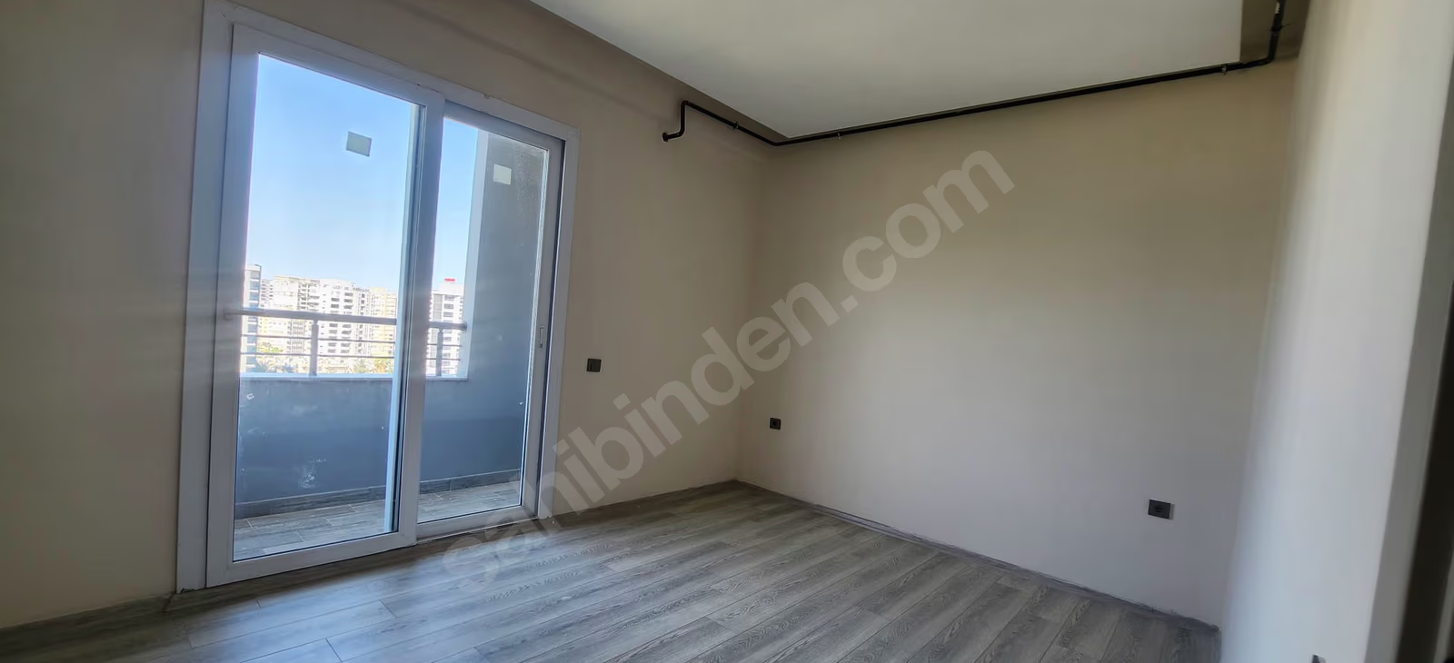 Mersin Mezitli Deniz Mahallesi 2+1 85 m² Doğalgaz Kombili Kiralık Daire