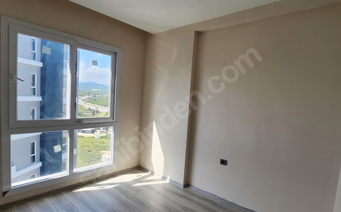 Mersin Mezitli Deniz Mahallesi 2+1 85 m² Doğalgaz Kombili Kiralık Daire