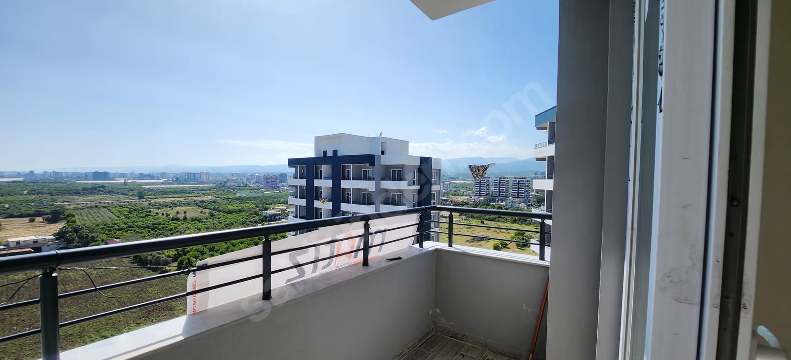 Mersin Mezitli Deniz Mahallesi 2+1 85 m² Doğalgaz Kombili Kiralık Daire