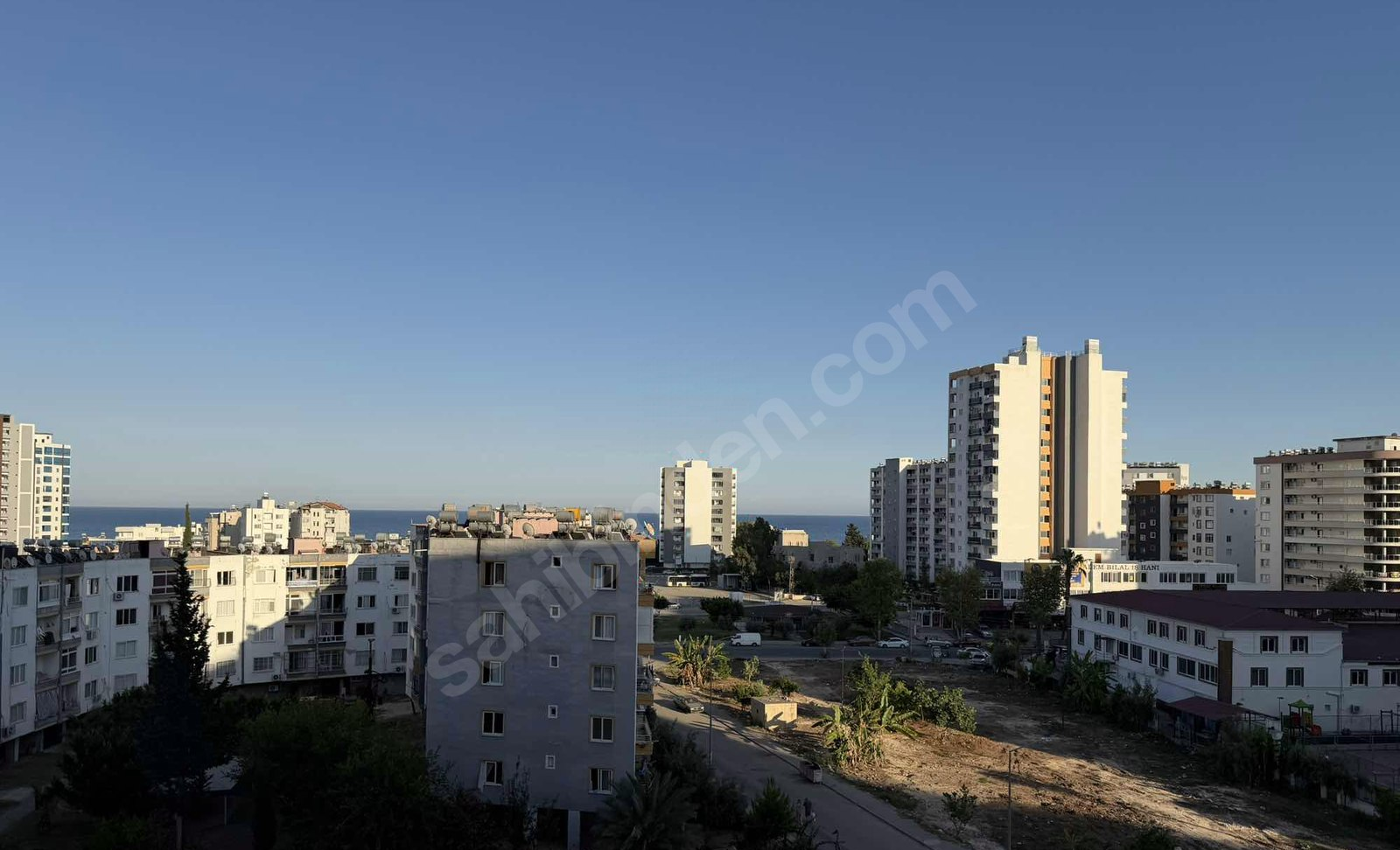 Mersin Mezitli Deniz Mahallesi 2+1 85 m² Doğalgaz Kombili Satılık Daire