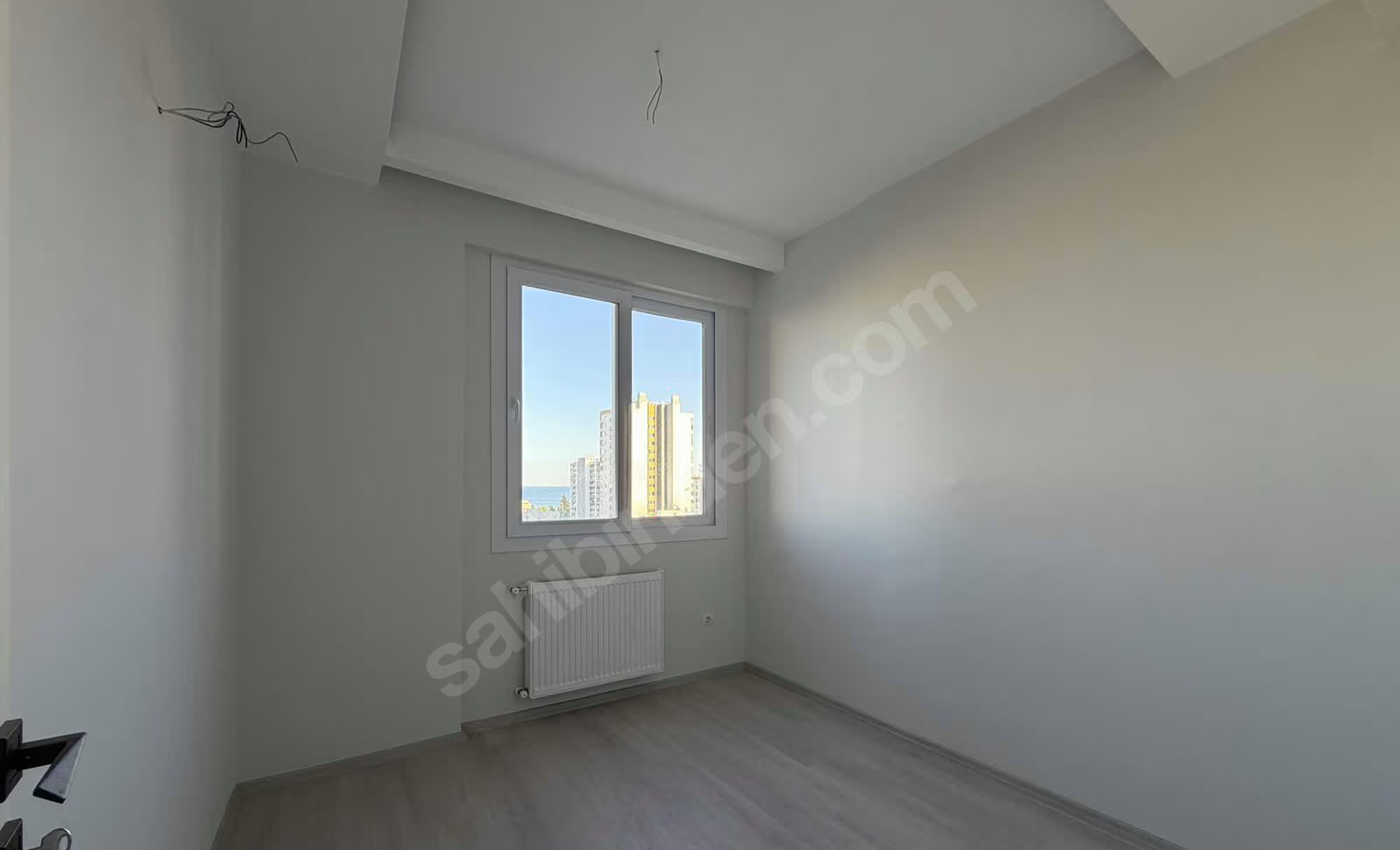Mersin Mezitli Deniz Mahallesi 2+1 85 m² Doğalgaz Kombili Satılık Daire