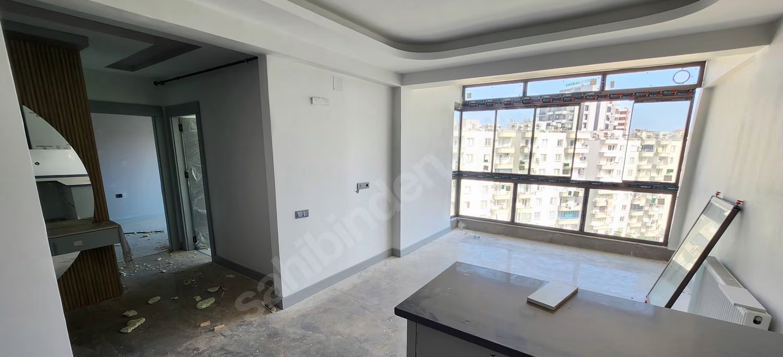 Mersin Mezitli Deniz Mahallesi 2+1 90 m² Doğalgaz Kombili Satılık Daire