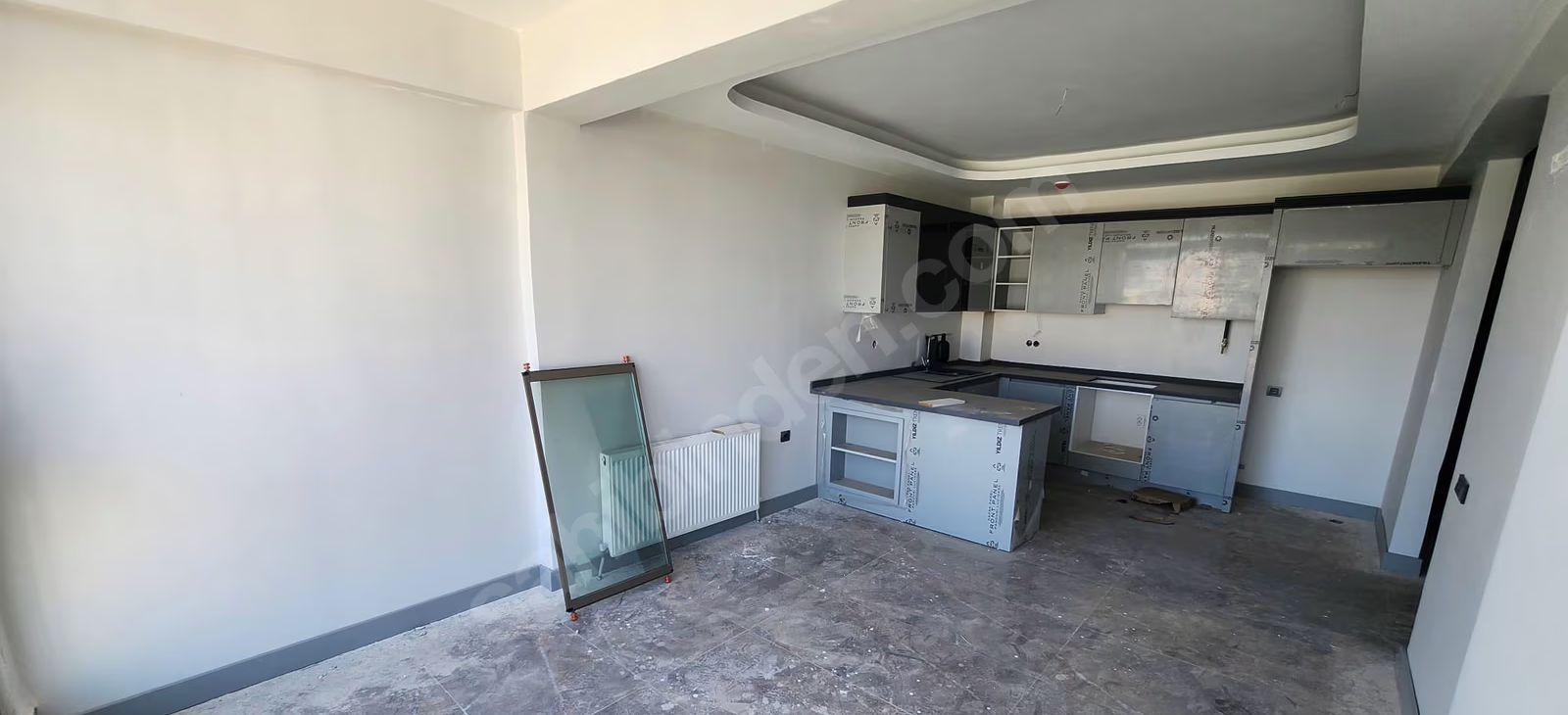 Mersin Mezitli Deniz Mahallesi 2+1 90 m² Doğalgaz Kombili Satılık Daire
