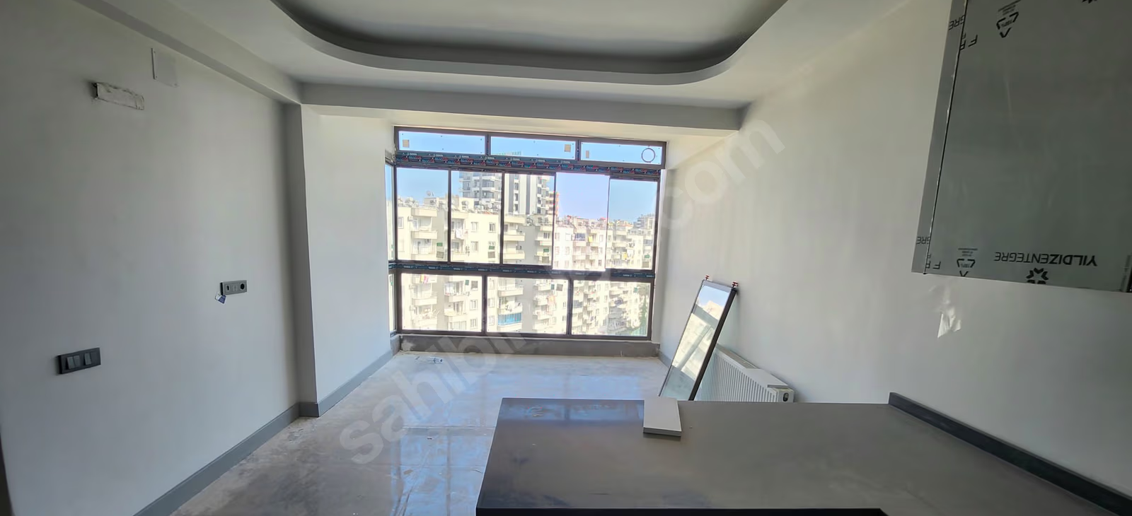 Mersin Mezitli Deniz Mahallesi 2+1 90 m² Doğalgaz Kombili Satılık Daire