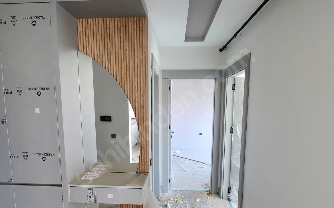 Mersin Mezitli Deniz Mahallesi 2+1 90 m² Doğalgaz Kombili Satılık Daire