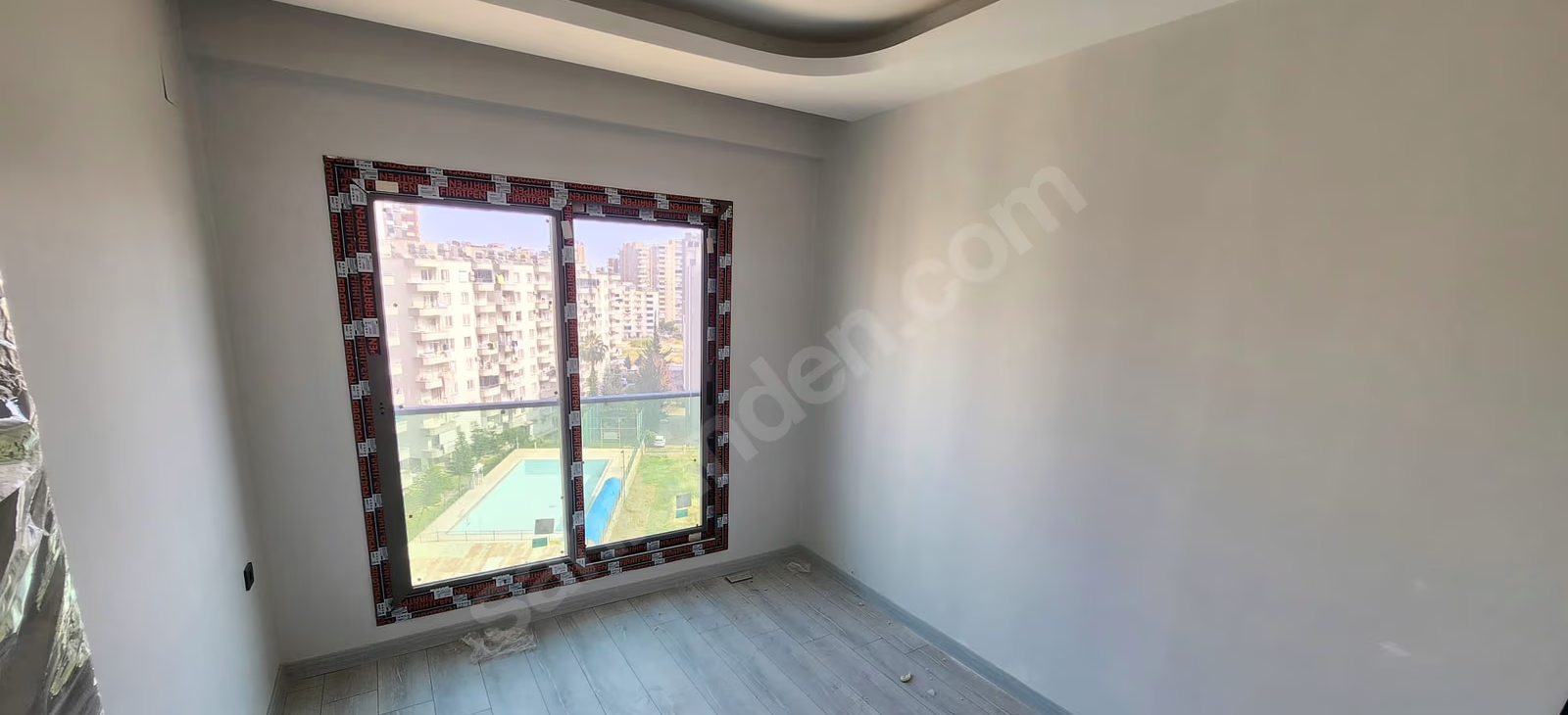 Mersin Mezitli Deniz Mahallesi 2+1 90 m² Doğalgaz Kombili Satılık Daire