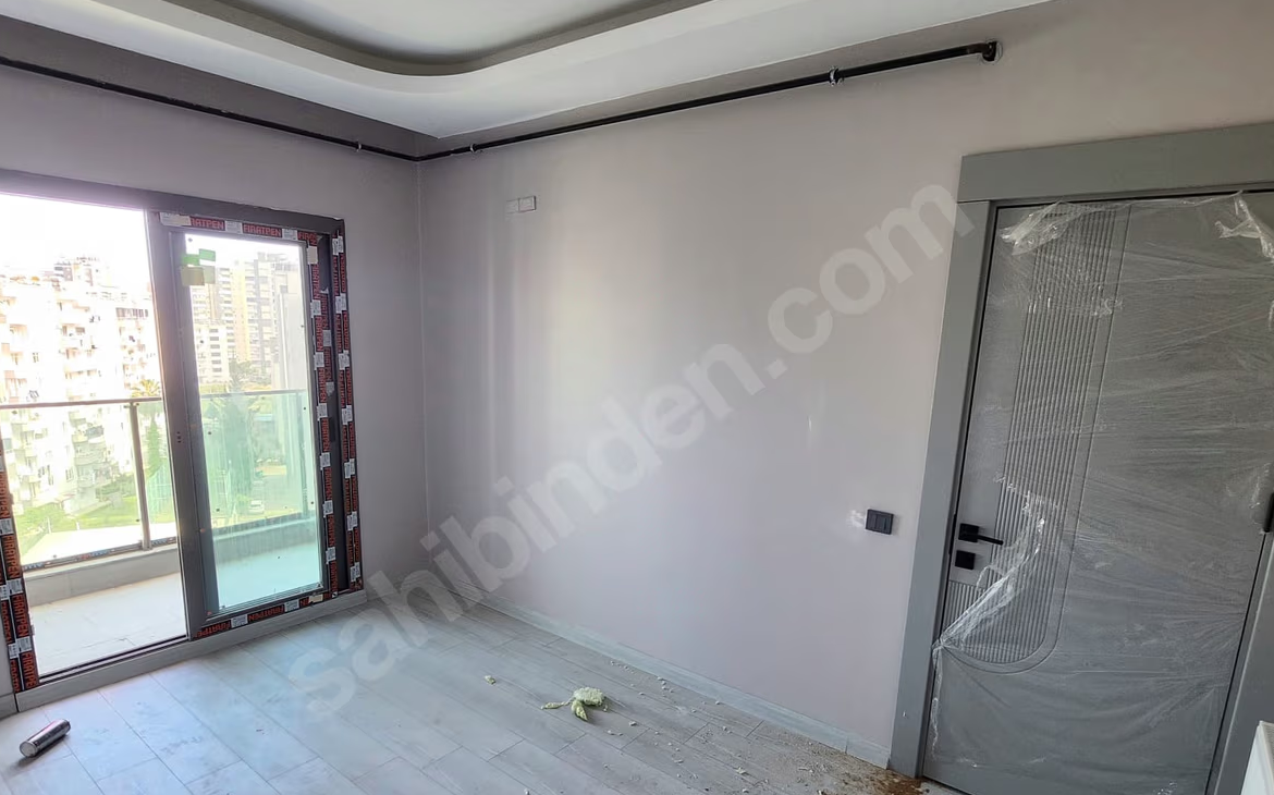 Mersin Mezitli Deniz Mahallesi 2+1 90 m² Doğalgaz Kombili Satılık Daire