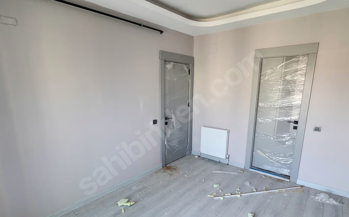 Mersin Mezitli Deniz Mahallesi 2+1 90 m² Doğalgaz Kombili Satılık Daire