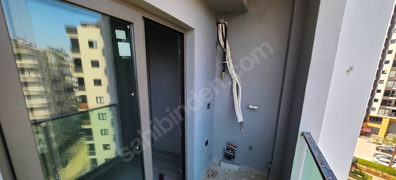 Mersin Mezitli Deniz Mahallesi 2+1 90 m² Doğalgaz Kombili Satılık Daire