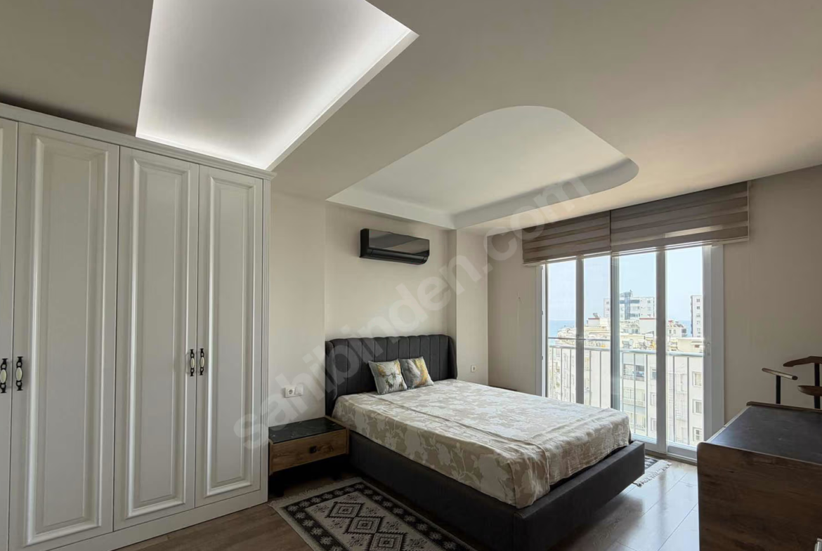 Mersin Mezitli Deniz Mahallesi 2+1 95 m² Doğalgaz Kombili Satılık Daire