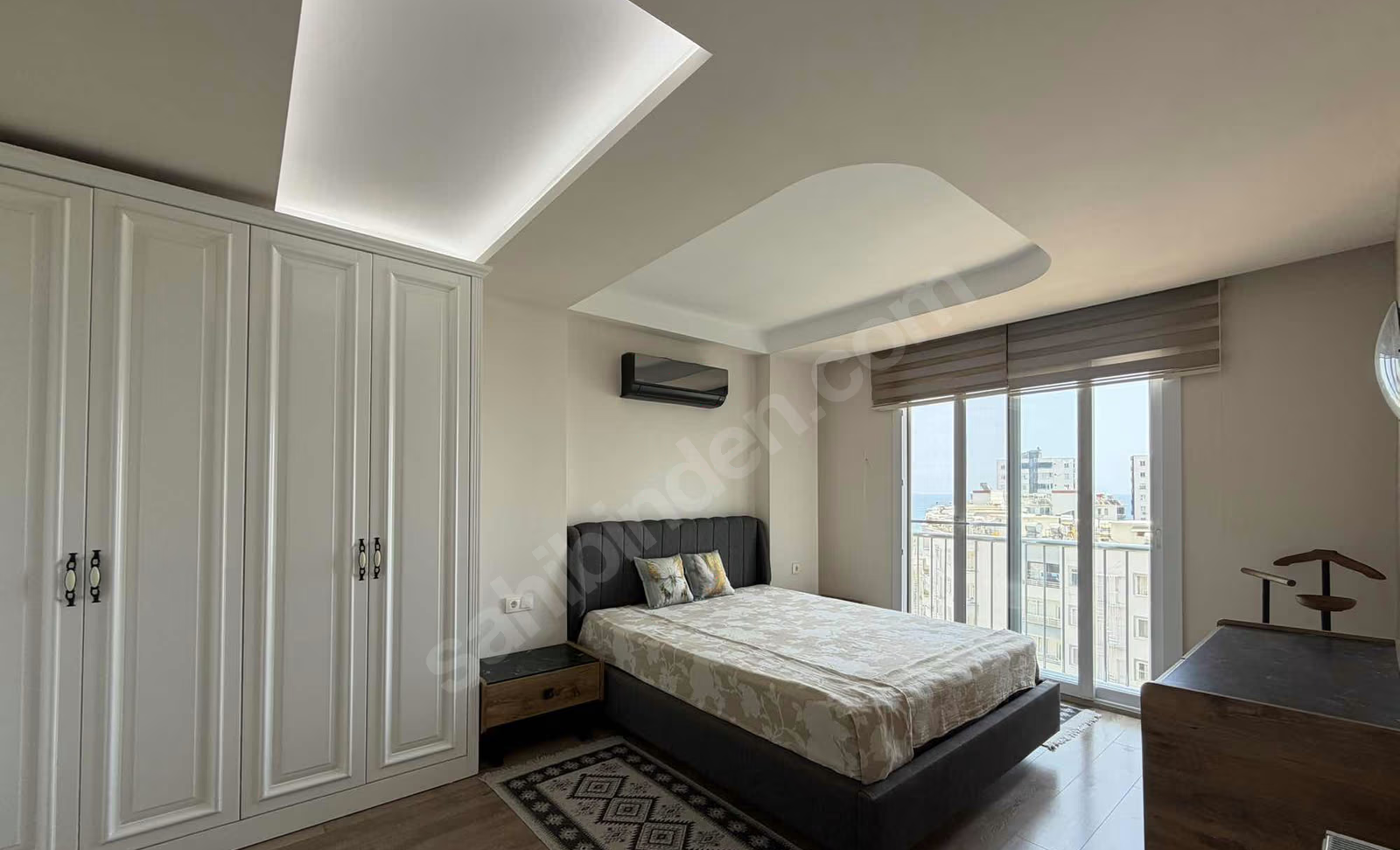 Mersin Mezitli Deniz Mahallesi 2+1 95 m² Doğalgaz Kombili Satılık Daire