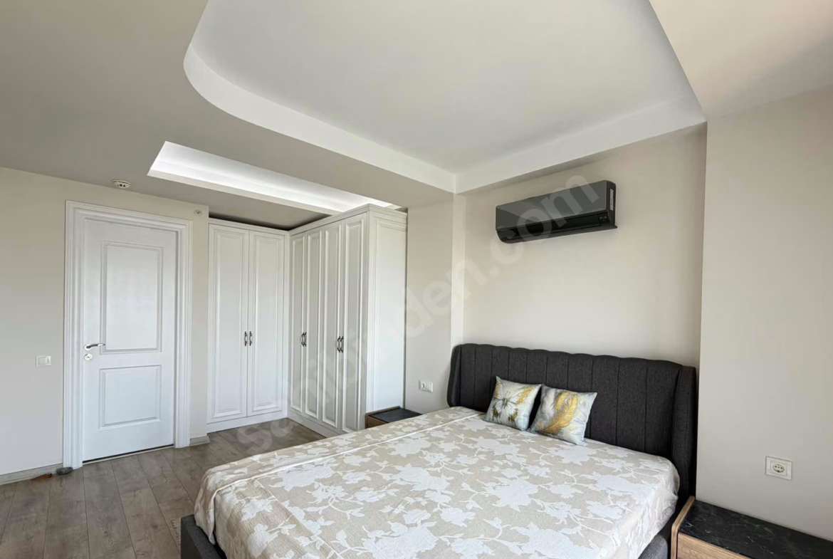 Mersin Mezitli Deniz Mahallesi 2+1 95 m² Doğalgaz Kombili Satılık Daire