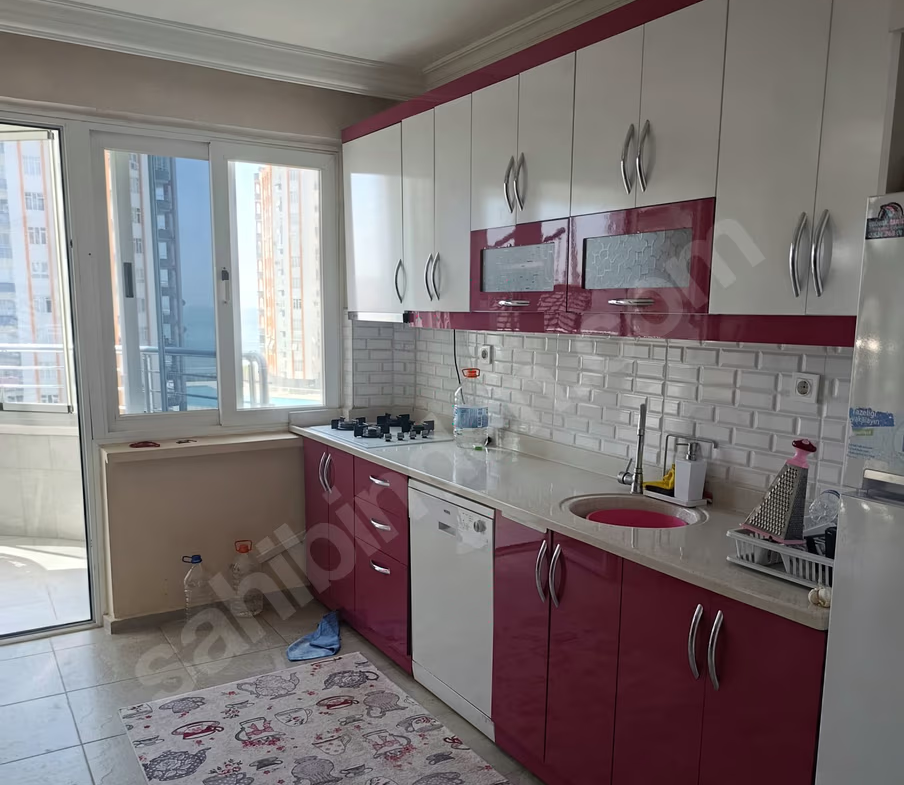 Mersin Mezitli Deniz Mahallesi 3+1 120 m² Klima Satılık Daire