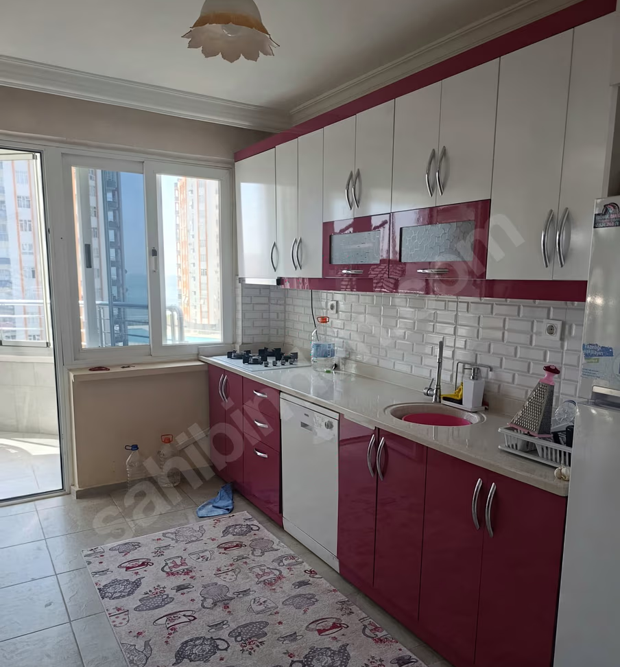 Mersin Mezitli Deniz Mahallesi 3+1 120 m² Klima Satılık Daire