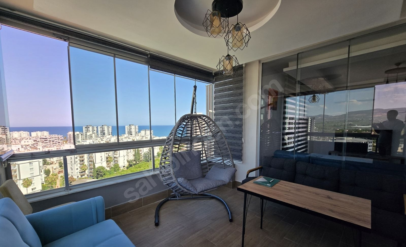 Mersin Mezitli Deniz Mahallesi 3+1 135 m² Doğalgaz Kombili Satılık Daire