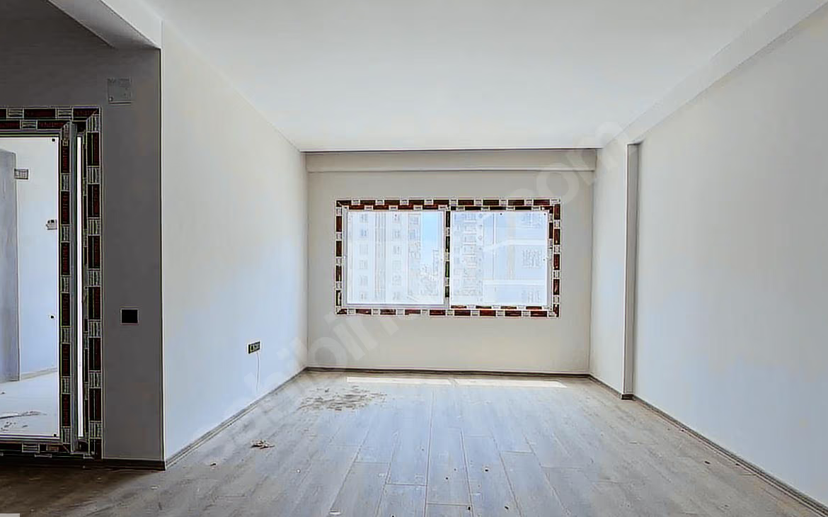 Mersin Mezitli Deniz Mahallesi 3+1 135 m² Doğalgaz Kombili Satılık Daire