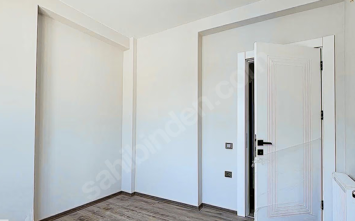 Mersin Mezitli Deniz Mahallesi 3+1 135 m² Doğalgaz Kombili Satılık Daire
