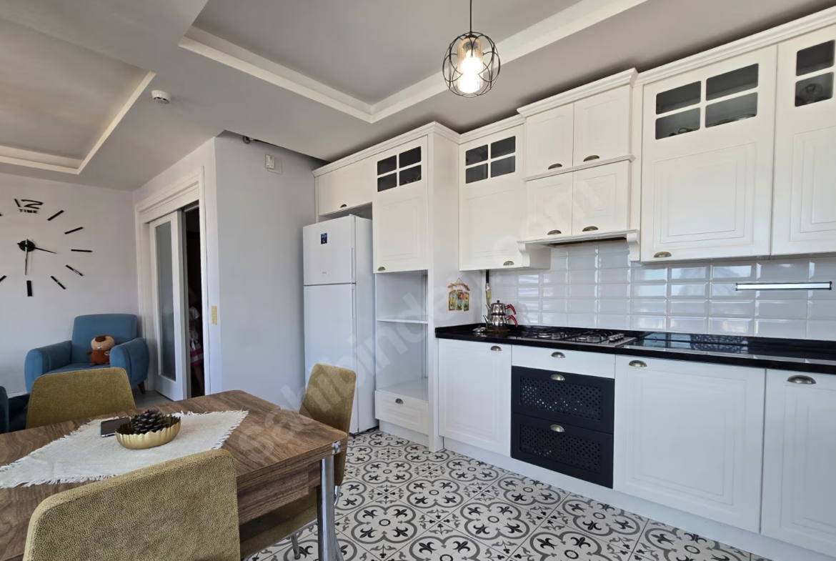 Mersin Mezitli Deniz Mahallesi 3+1 135 m² Doğalgaz Kombili Satılık Daire