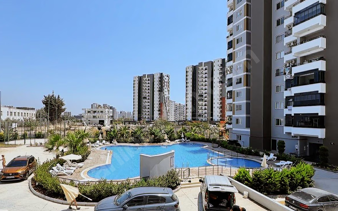 Mersin Mezitli Deniz Mahallesi 3+1 135 m² Doğalgaz Kombili Satılık Daire