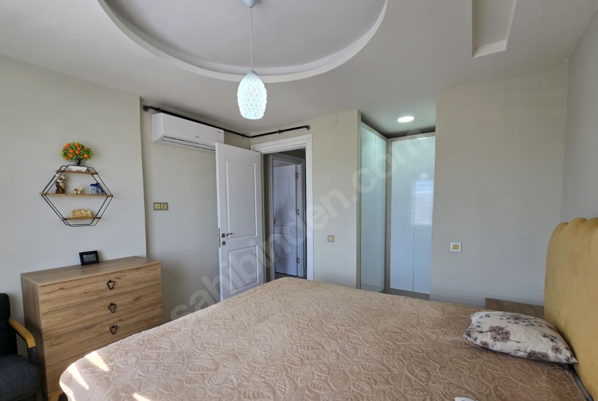 Mersin Mezitli Deniz Mahallesi 3+1 135 m² Doğalgaz Kombili Satılık Daire