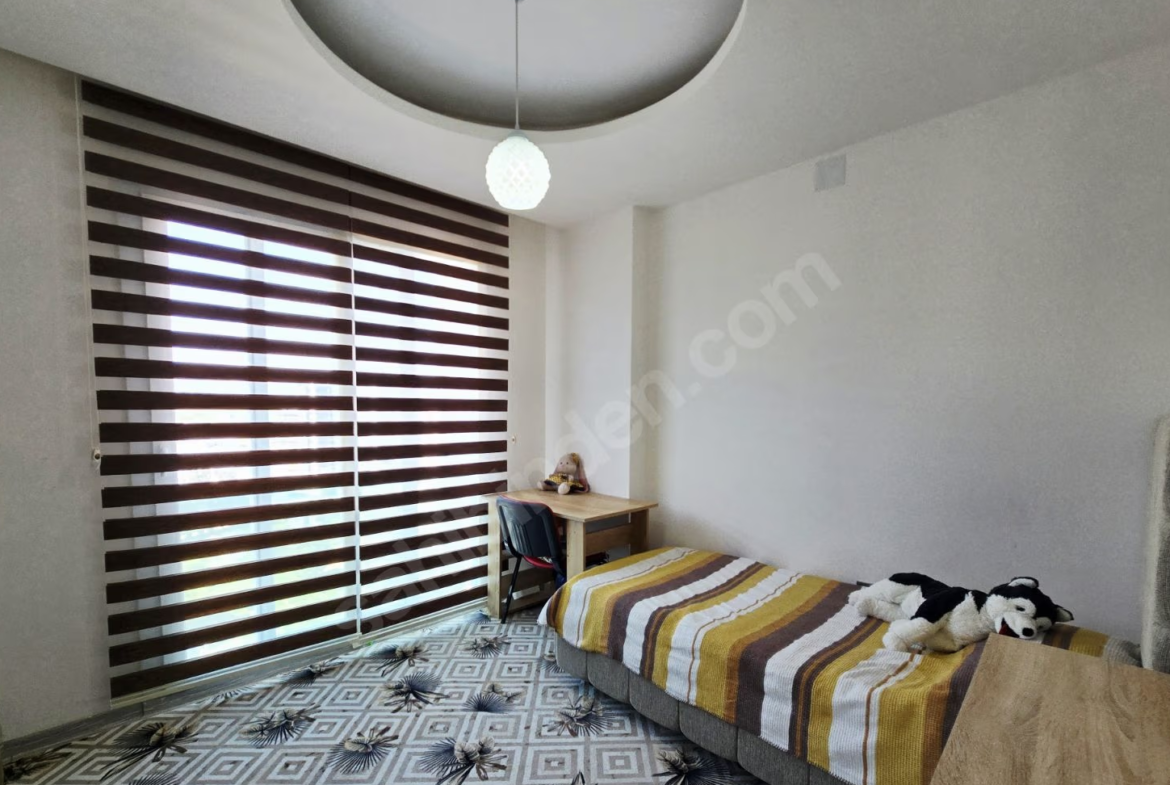 Mersin Mezitli Deniz Mahallesi 3+1 135 m² Doğalgaz Kombili Satılık Daire
