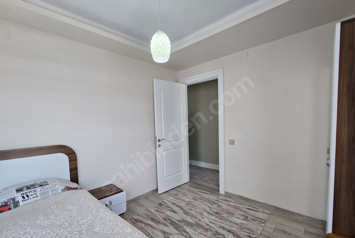 Mersin Mezitli Deniz Mahallesi 3+1 135 m² Doğalgaz Kombili Satılık Daire