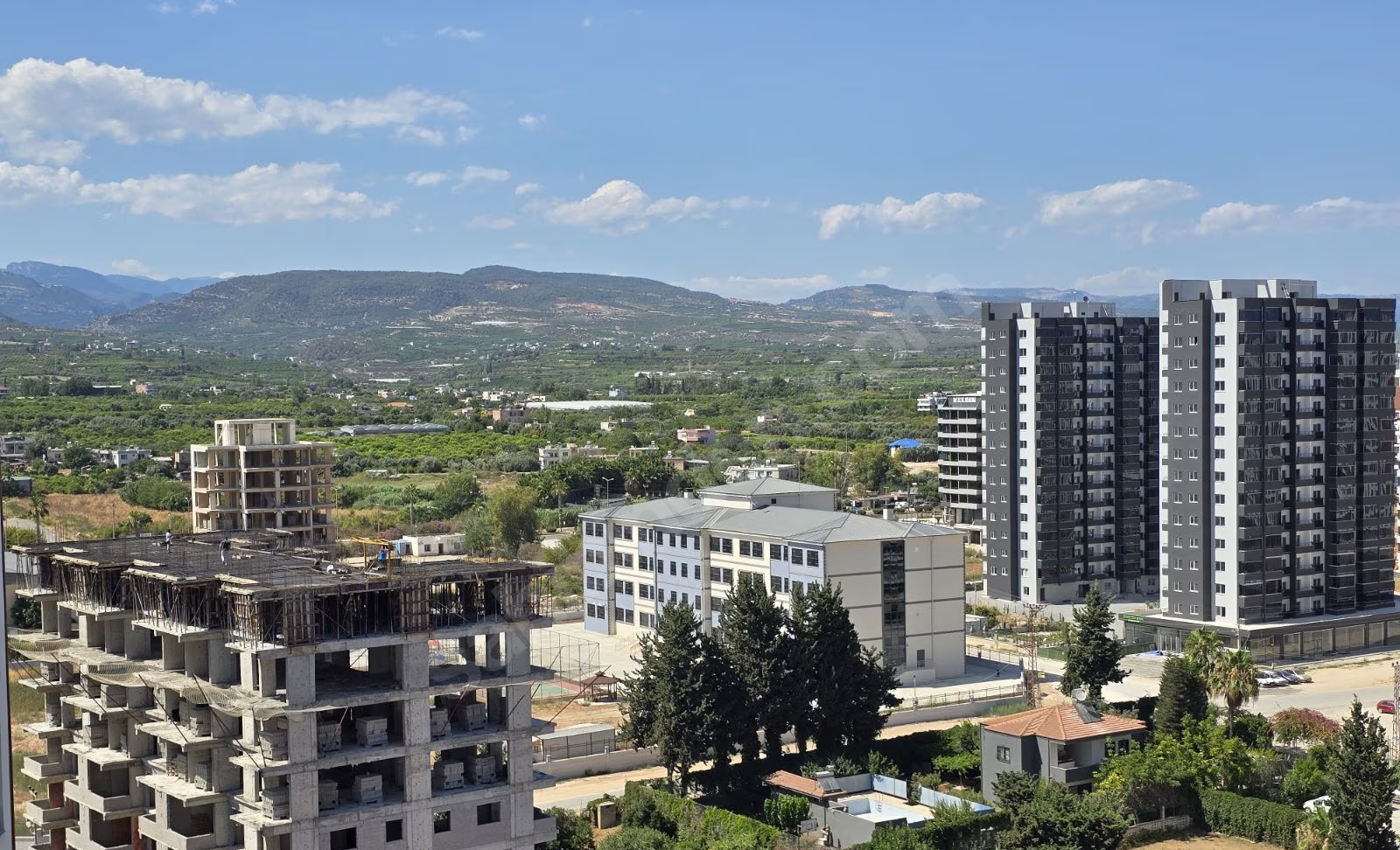 Mersin Mezitli Deniz Mahallesi 3+1 135 m² Doğalgaz Kombili Satılık Daire