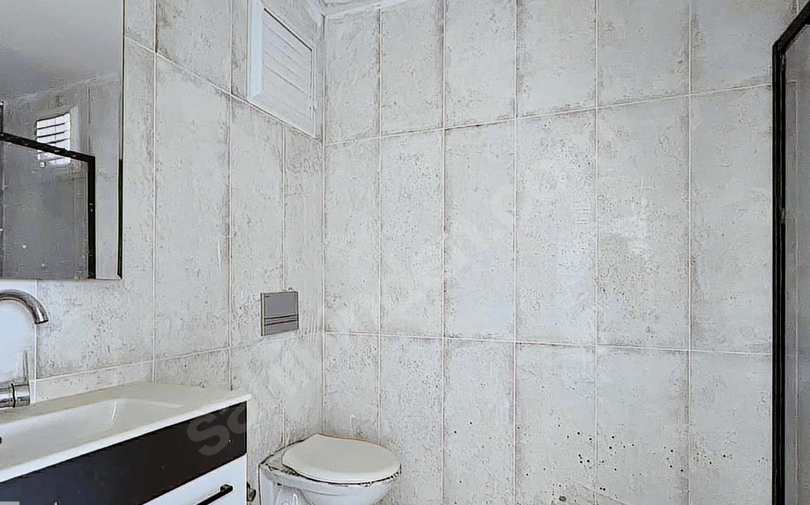 Mersin Mezitli Deniz Mahallesi 3+1 135 m² Doğalgaz Kombili Satılık Daire