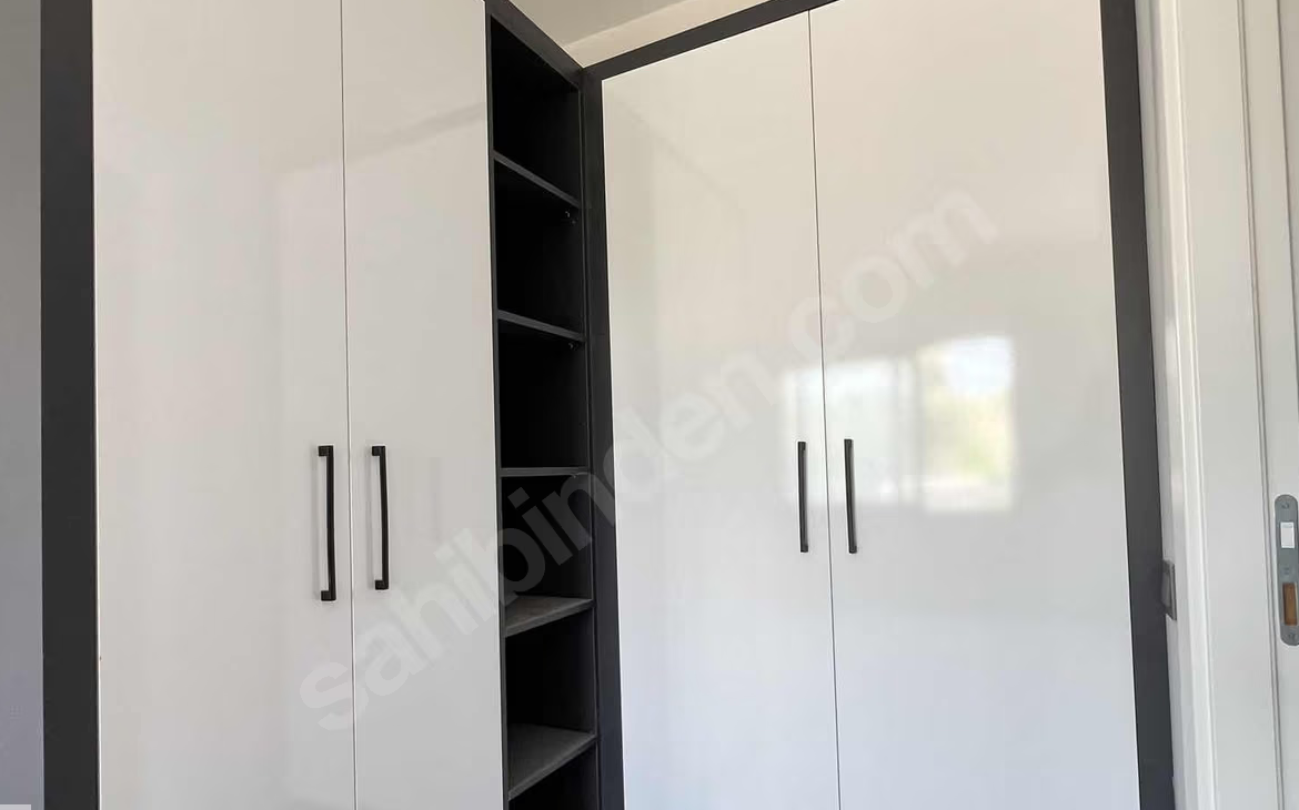 Mersin Mezitli Deniz Mahallesi 3+1 135 m² Doğalgaz Kombili Satılık Daire