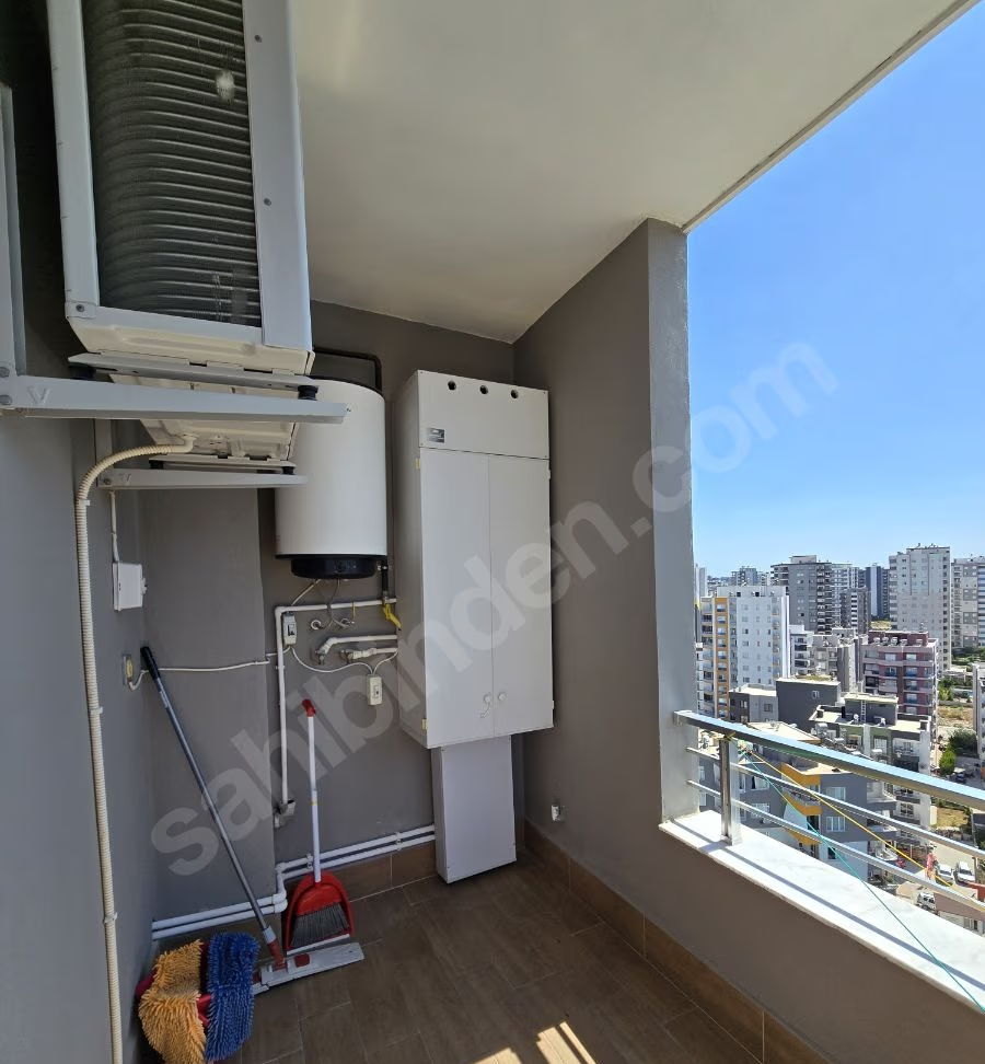 Mersin Mezitli Deniz Mahallesi 3+1 135 m² Doğalgaz Kombili Satılık Daire