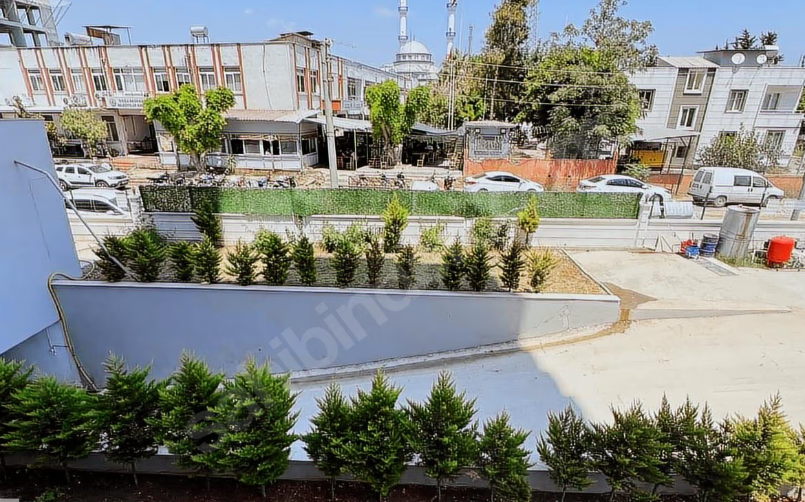 Mersin Mezitli Deniz Mahallesi 3+1 135 m² Doğalgaz Kombili Satılık Daire