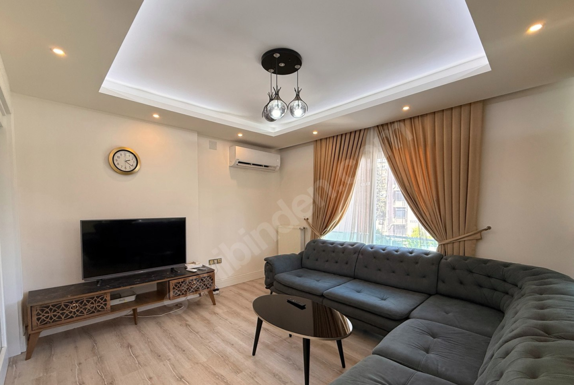 Mersin Mezitli Deniz Mahallesi 3+1 140 m² Doğalgaz Kombili Satılık Daire