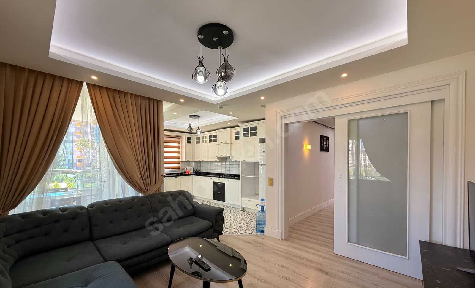 Mersin Mezitli Deniz Mahallesi 3+1 140 m² Doğalgaz Kombili Satılık Daire