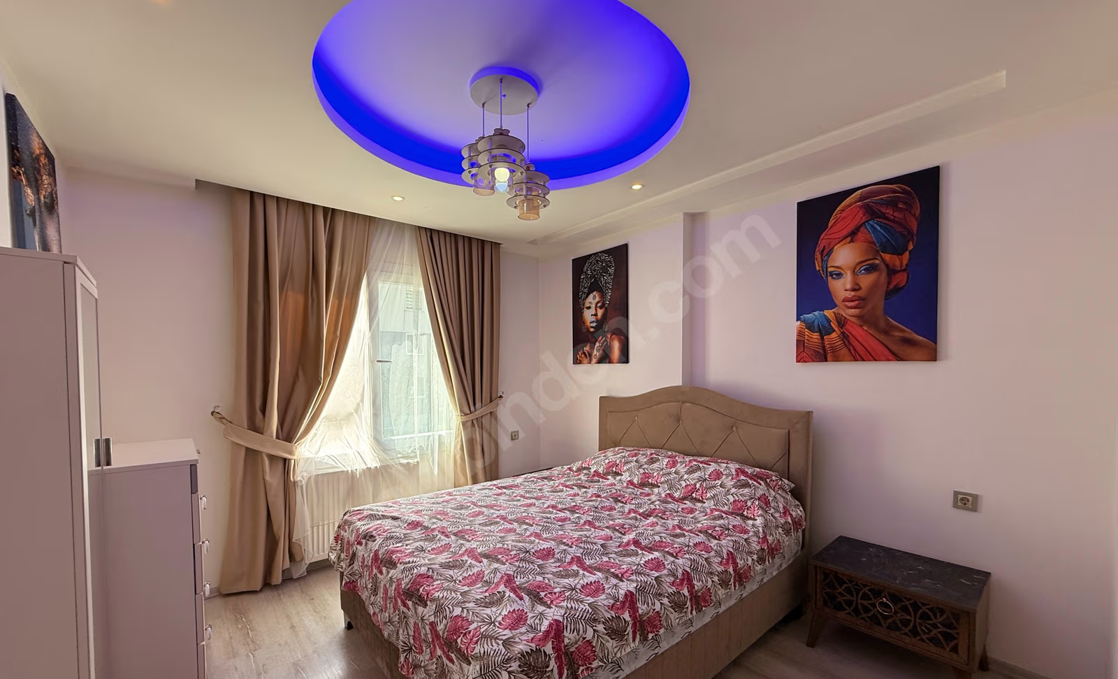 Mersin Mezitli Deniz Mahallesi 3+1 140 m² Doğalgaz Kombili Satılık Daire