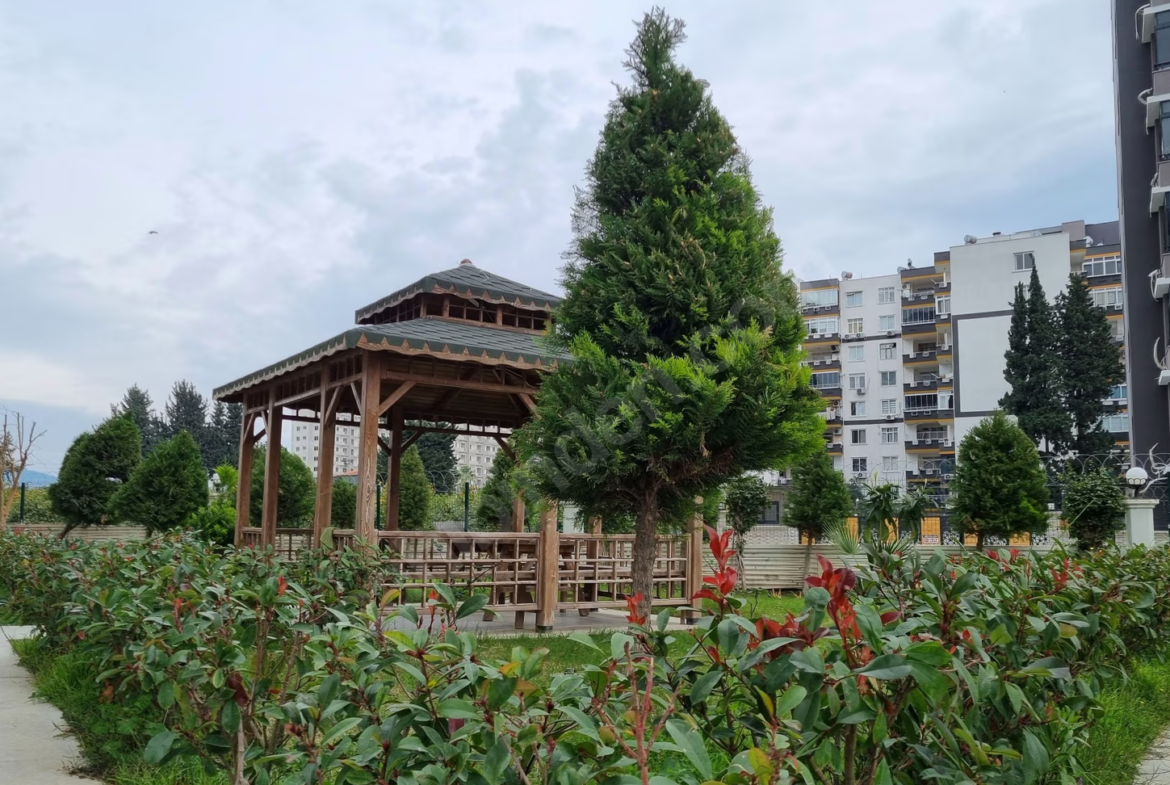 Mersin Mezitli Deniz Mahallesi 3+1 140 m² Doğalgaz Kombili Satılık Daire