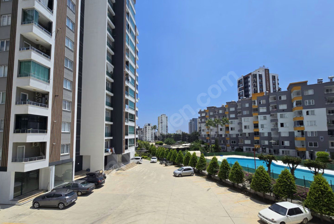 Mersin Mezitli Deniz Mahallesi 3+1 140 m² Doğalgaz Kombili Satılık Daire