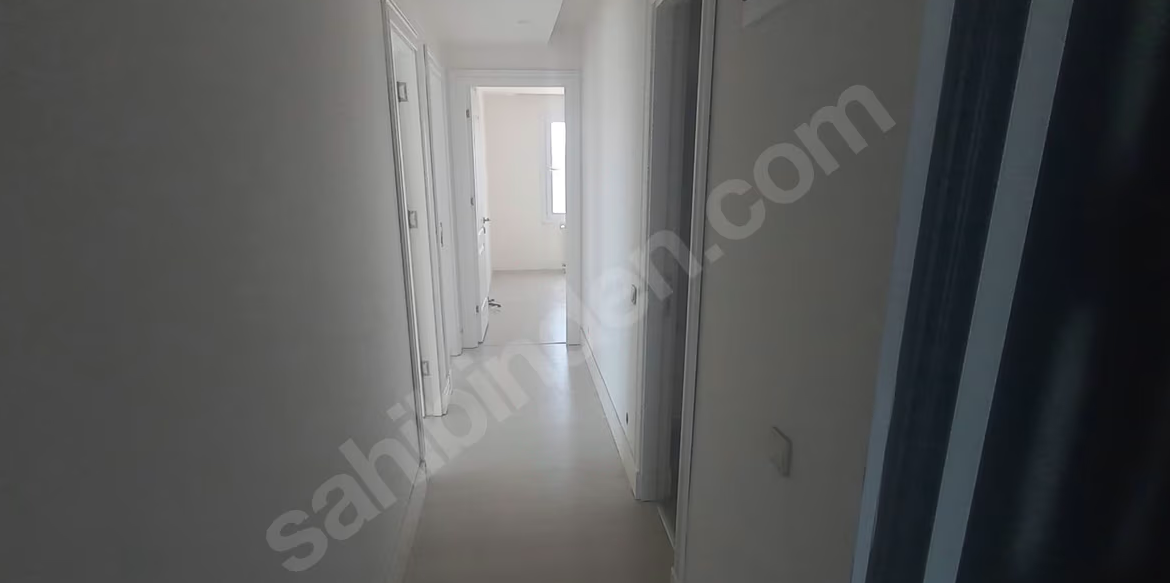 Mersin Mezitli Deniz Mahallesi 3+1 145 m² Klima Kiralık Daire