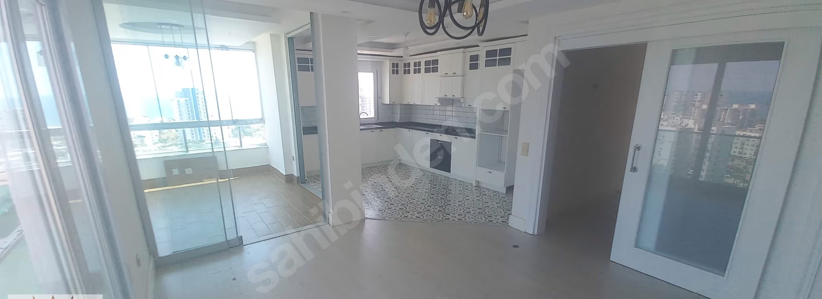 Mersin Mezitli Deniz Mahallesi 3+1 145 m² Klima Kiralık Daire 11 Mersin Mezitli Deniz Mahallesi 3+1 145 m² Klima Kiralık Daire