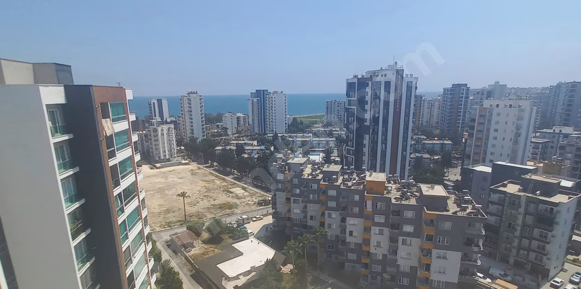 Mersin Mezitli Deniz Mahallesi 3+1 145 m² Klima Kiralık Daire