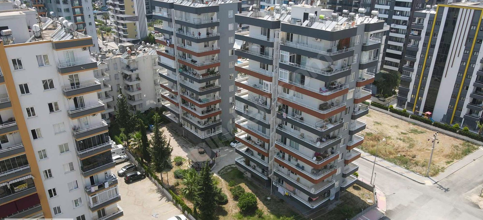 Mersin Mezitli Deniz Mahallesi 3+1 165 m² Doğalgaz Kombili Satılık Daire