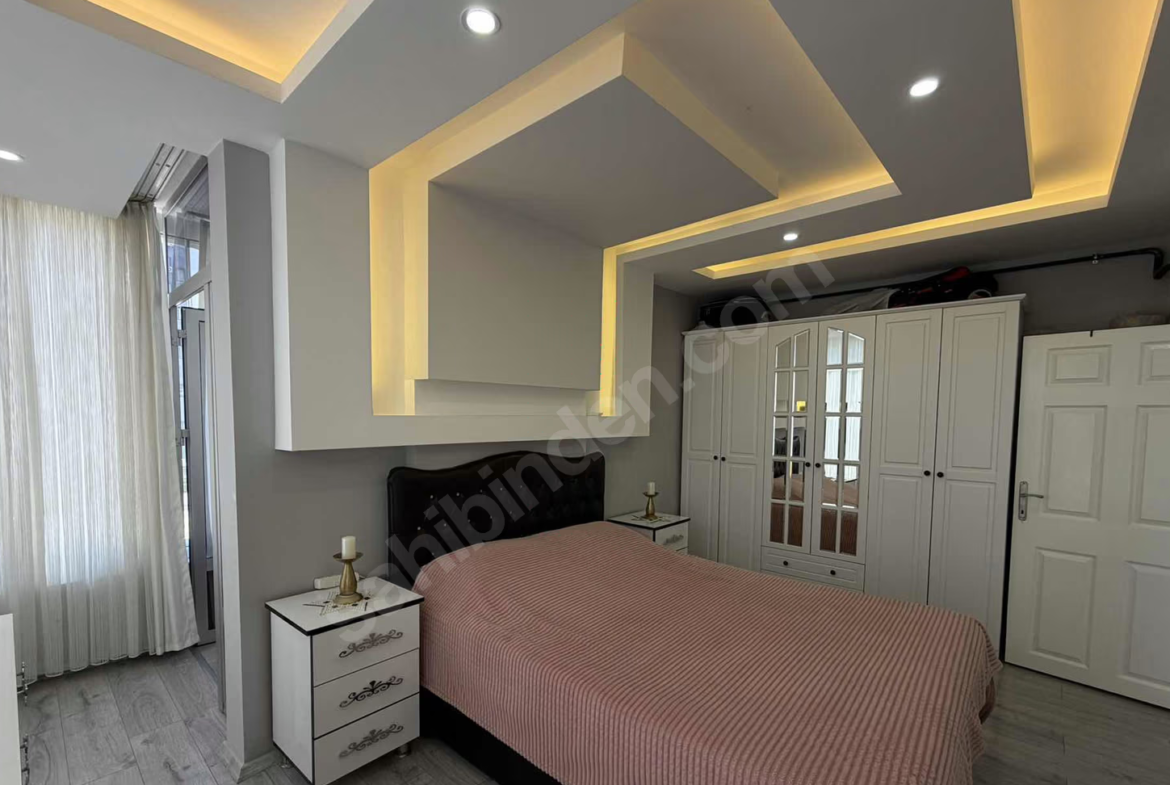 Mersin Mezitli Deniz Mahallesi 3+1 165 m² Doğalgaz Kombili Satılık Daire