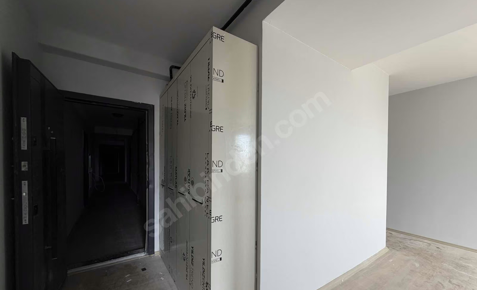 Mersin Mezitli Deniz Mahallesi 3+1 90 m² Doğalgaz Kombili Satılık Daire