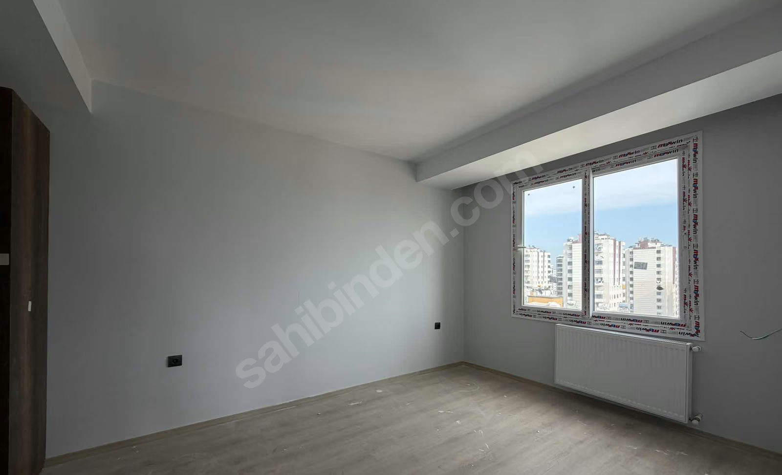 Mersin Mezitli Deniz Mahallesi 3+1 90 m² Doğalgaz Kombili Satılık Daire