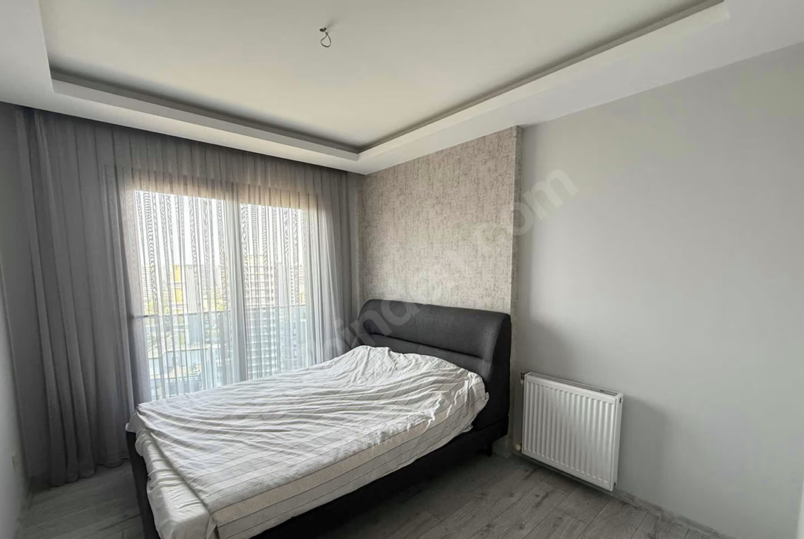 Mersin Mezitli Deniz Mahallesi 4+1 217 m² Doğalgaz Kombili Satılık Daire