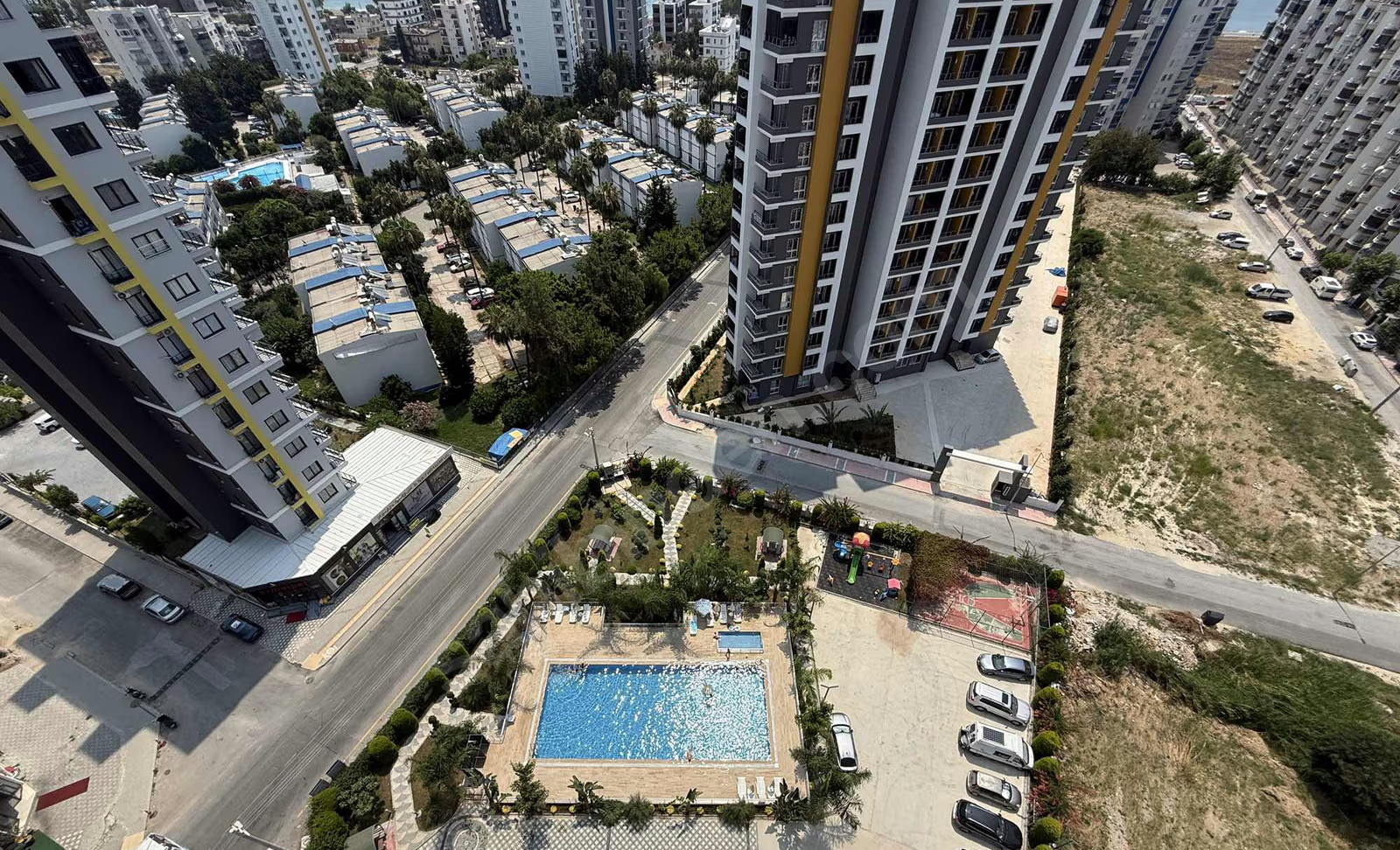 Mersin Mezitli Deniz Mahallesi 4+1 217 m² Doğalgaz Kombili Satılık Daire 16 Mersin Mezitli Deniz Mahallesi 4+1 217 m² Doğalgaz Kombili Satılık Daire