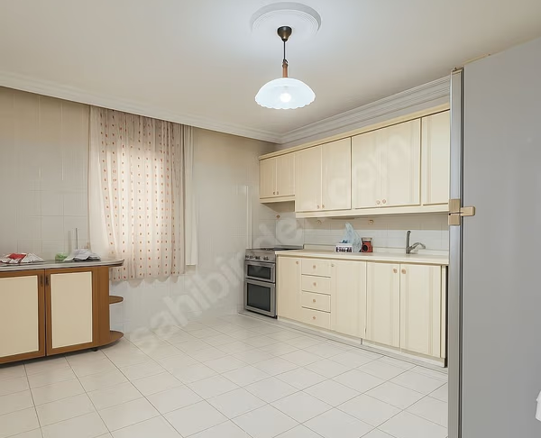 Mersin Mezitli Deniz Mahallesi 4+1 240 m² Doğalgaz Sobası Satılık Villa