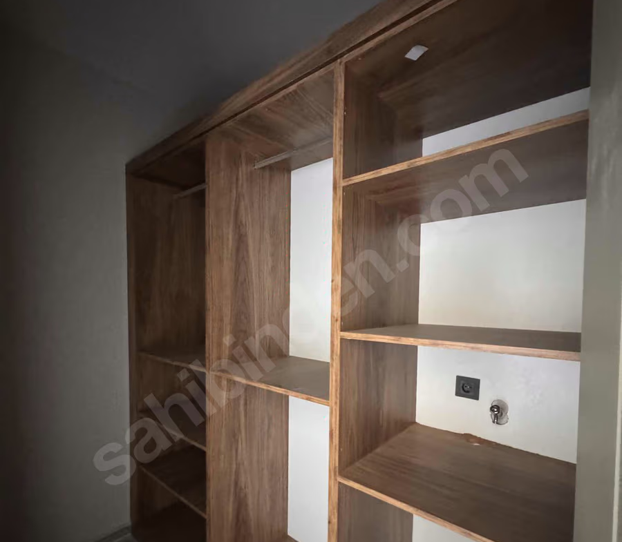 Mersin Mezitli Esenbağlar Mahallesi 3+1 180 m² Doğalgaz Kombili Satılık Daire