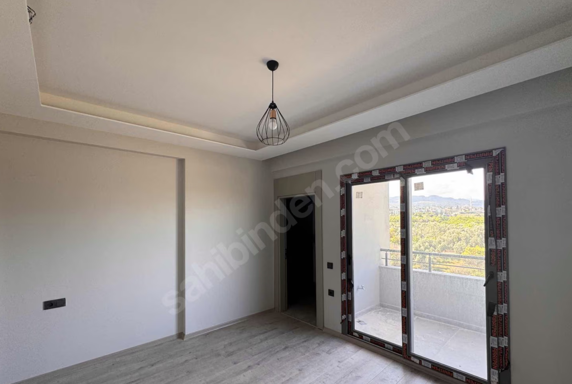 Mersin Mezitli Esenbağlar Mahallesi 3+1 180 m² Doğalgaz Kombili Satılık Daire