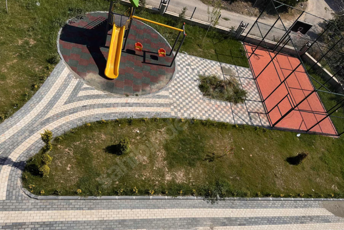 Mersin Mezitli Esenbağlar Mahallesi 3+1 180 m² Doğalgaz Kombili Satılık Daire