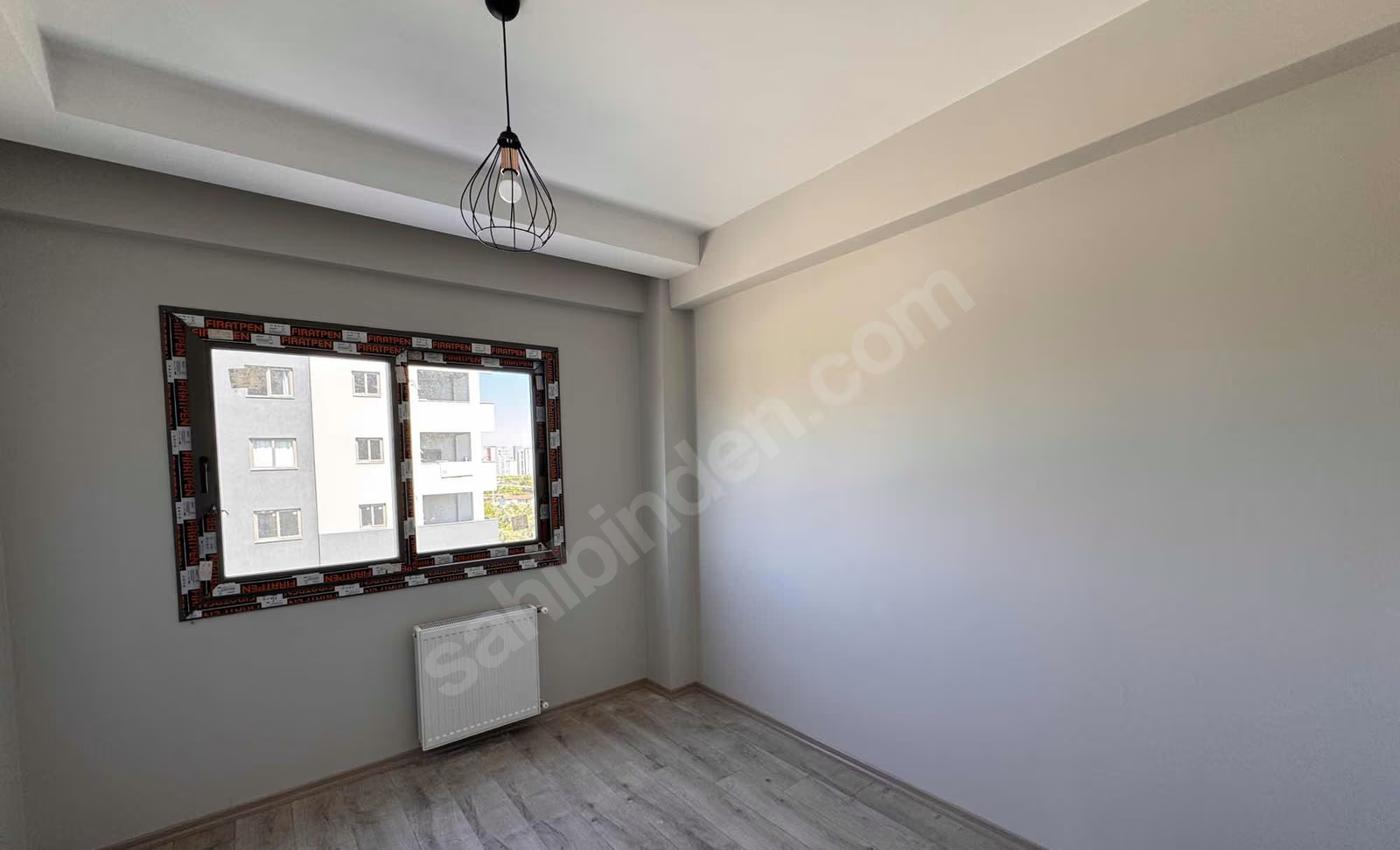 Mersin Mezitli Esenbağlar Mahallesi 3+1 180 m² Doğalgaz Kombili Satılık Daire
